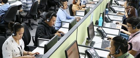 CALL CENTER AGENT NAGPAKANTOT SA TAMBAY.